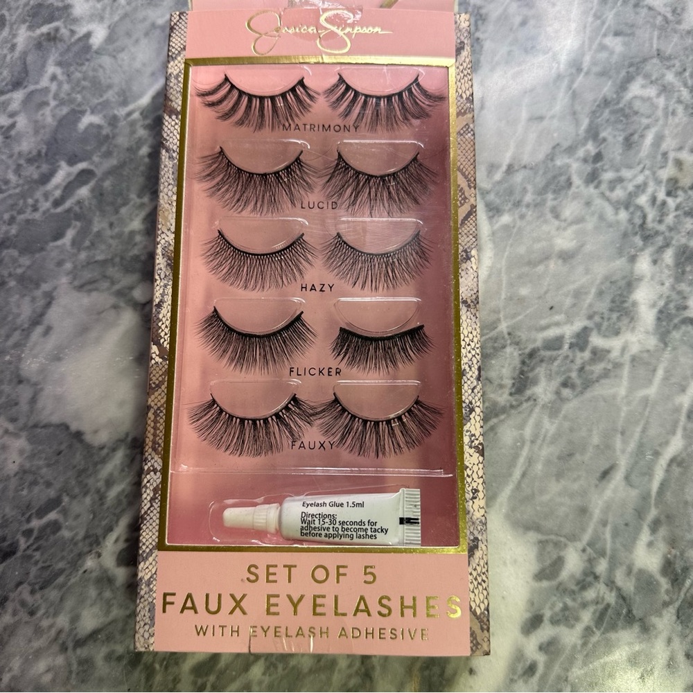 New Jessica Simpson False Lashes Set
